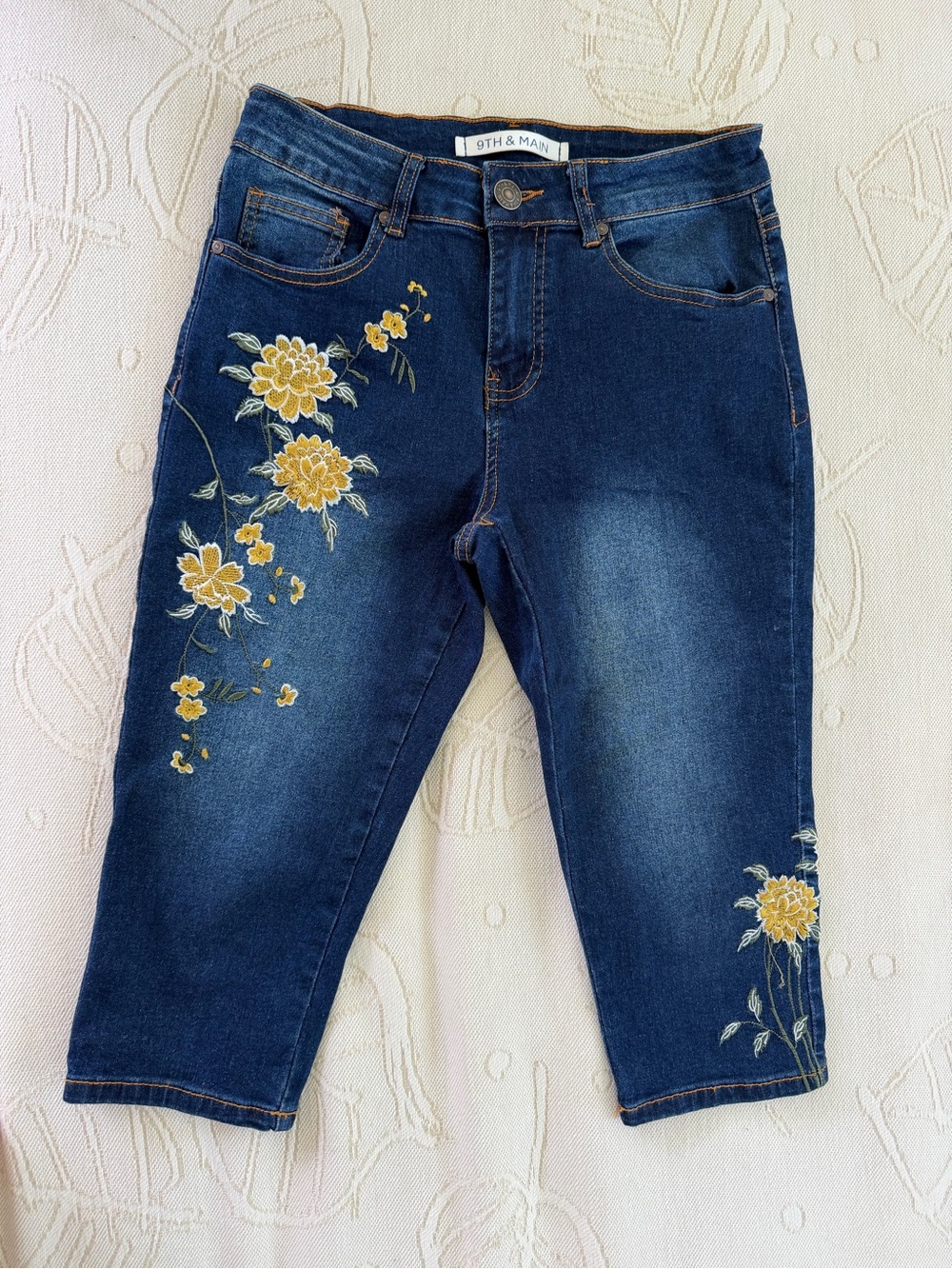 Women's Dark Blue Embroidered Capri Jeans - Yellow Floral